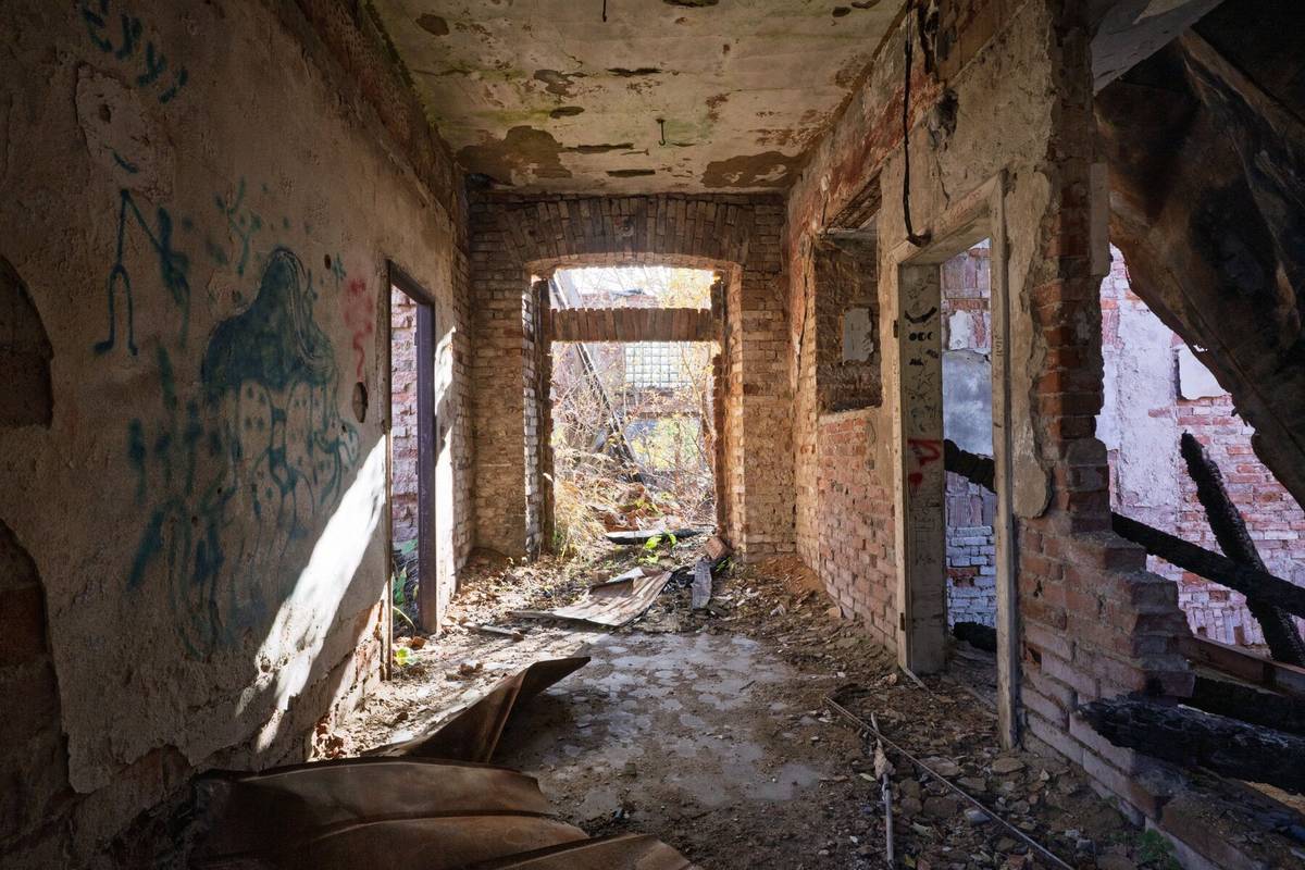 Eliáška complex and interiors — photograph 21