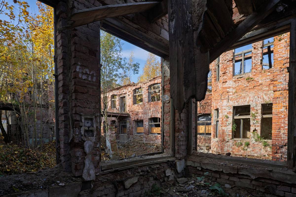 Eliáška complex and interiors — photograph 4