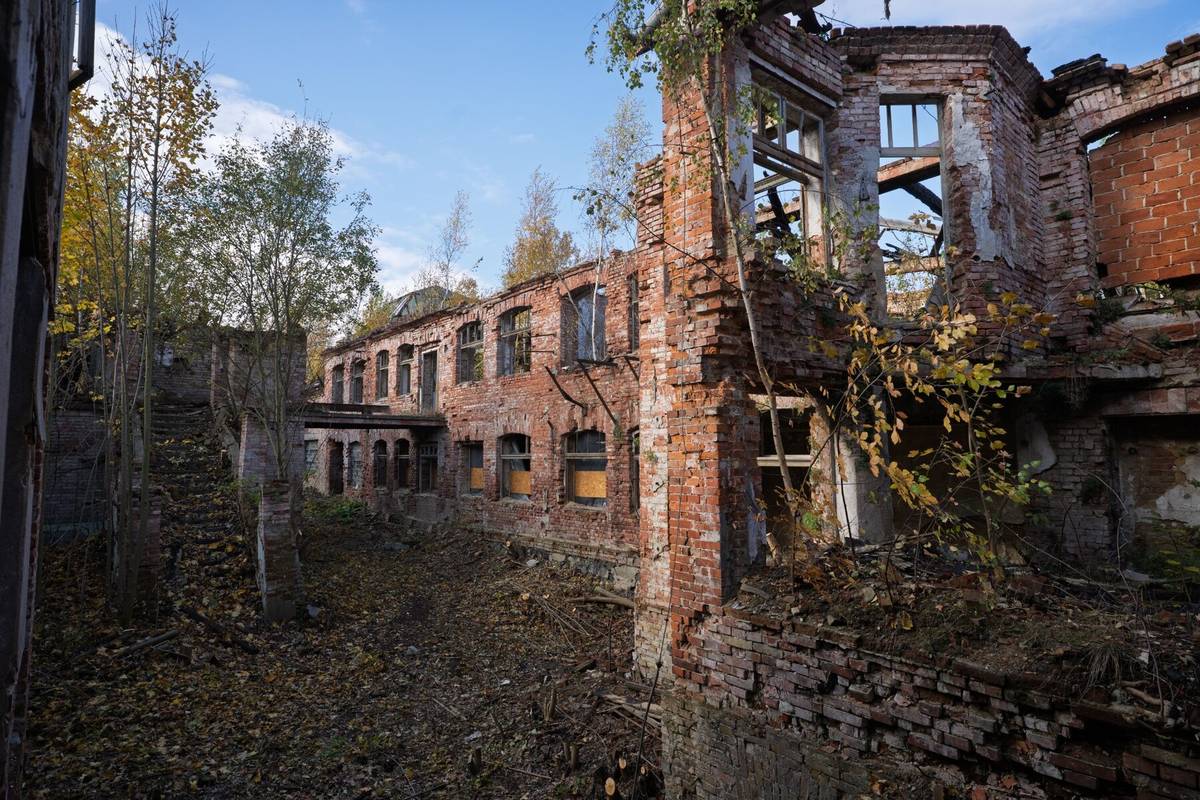 Eliáška complex and interiors — photograph 5