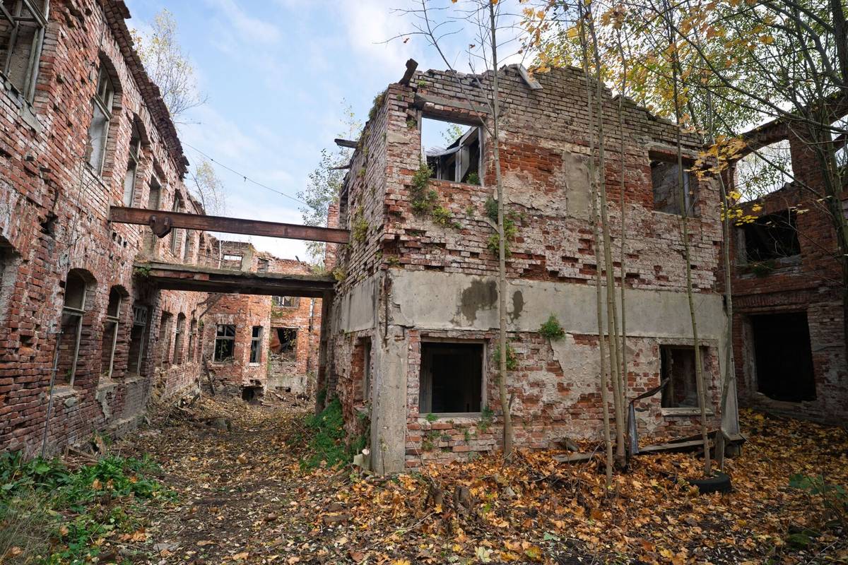 Eliáška complex and interiors — photograph 8